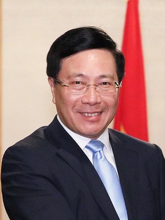 Nhiễm Bình