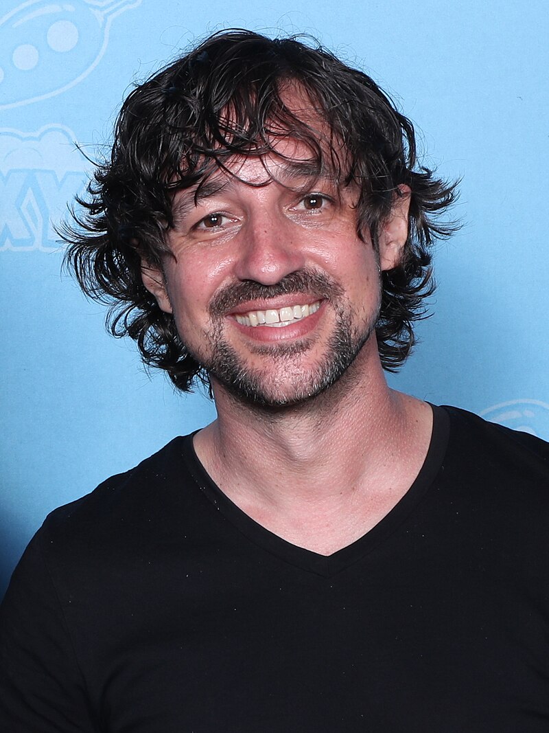 Nicholas Thomas