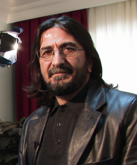 Nihat Kırmızı
