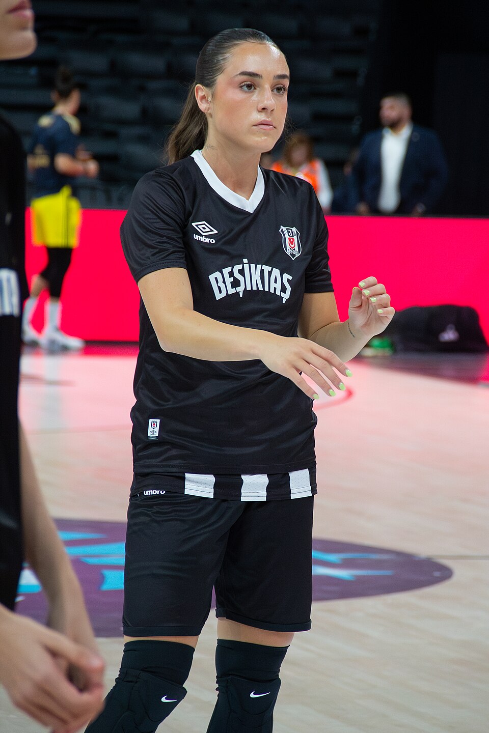 Nika Mühl