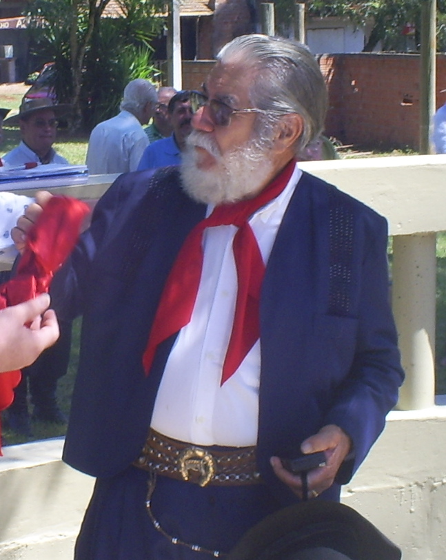 Nilton Tubino