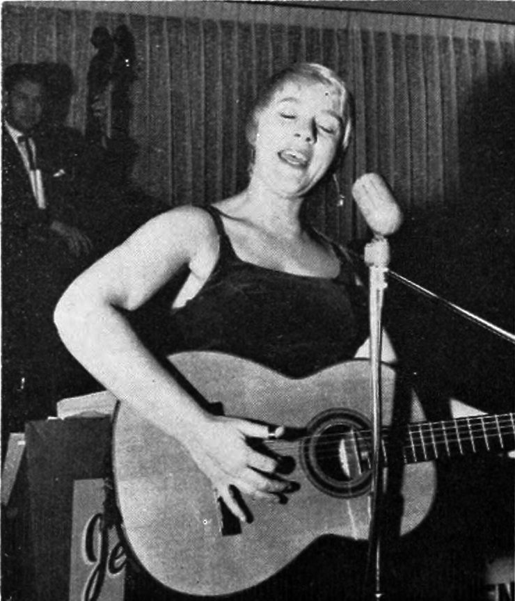 Nina Menéndez