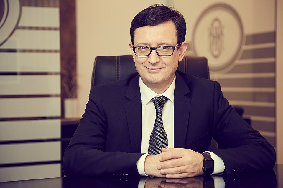 Octavian Armasu