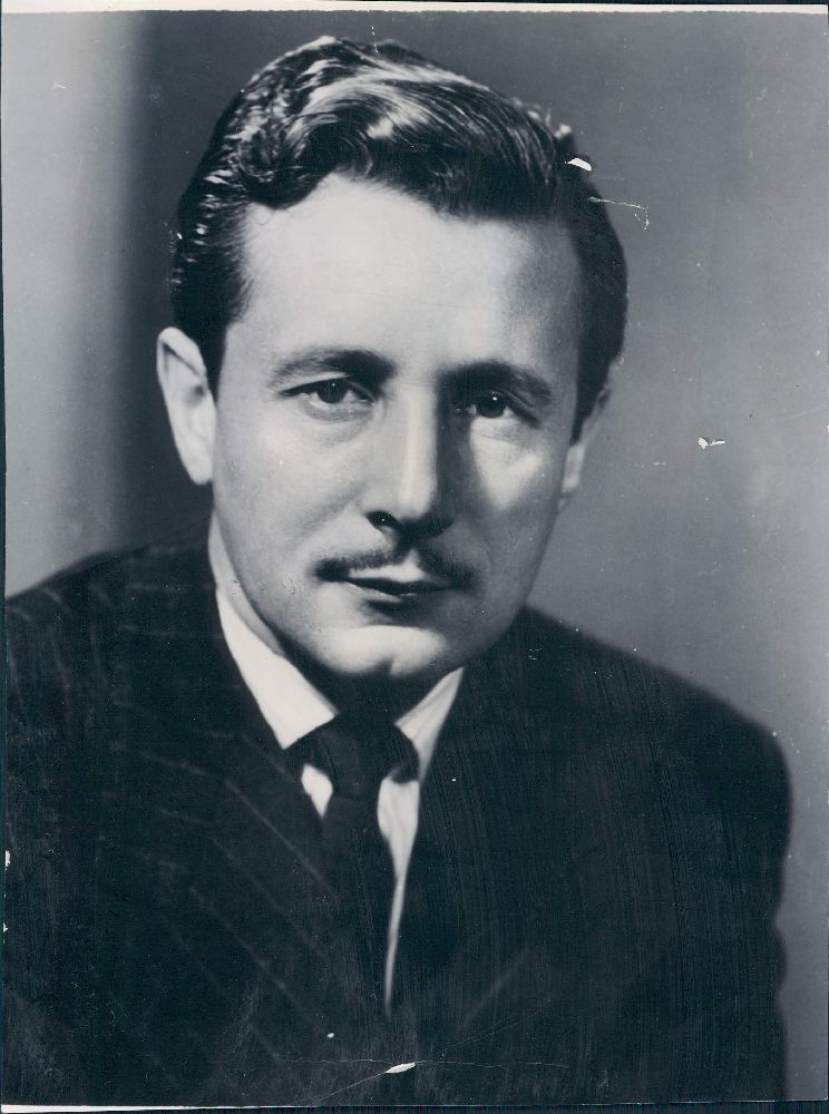 Oleg L
