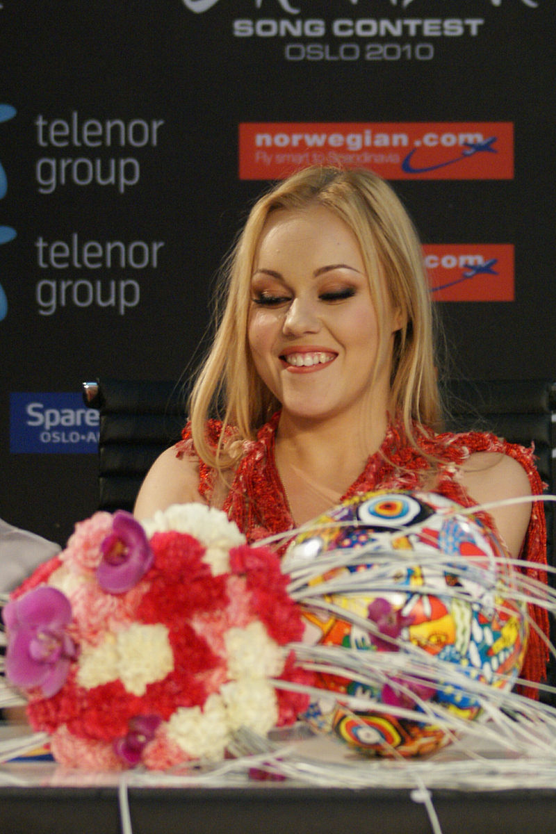 Olena Topolia