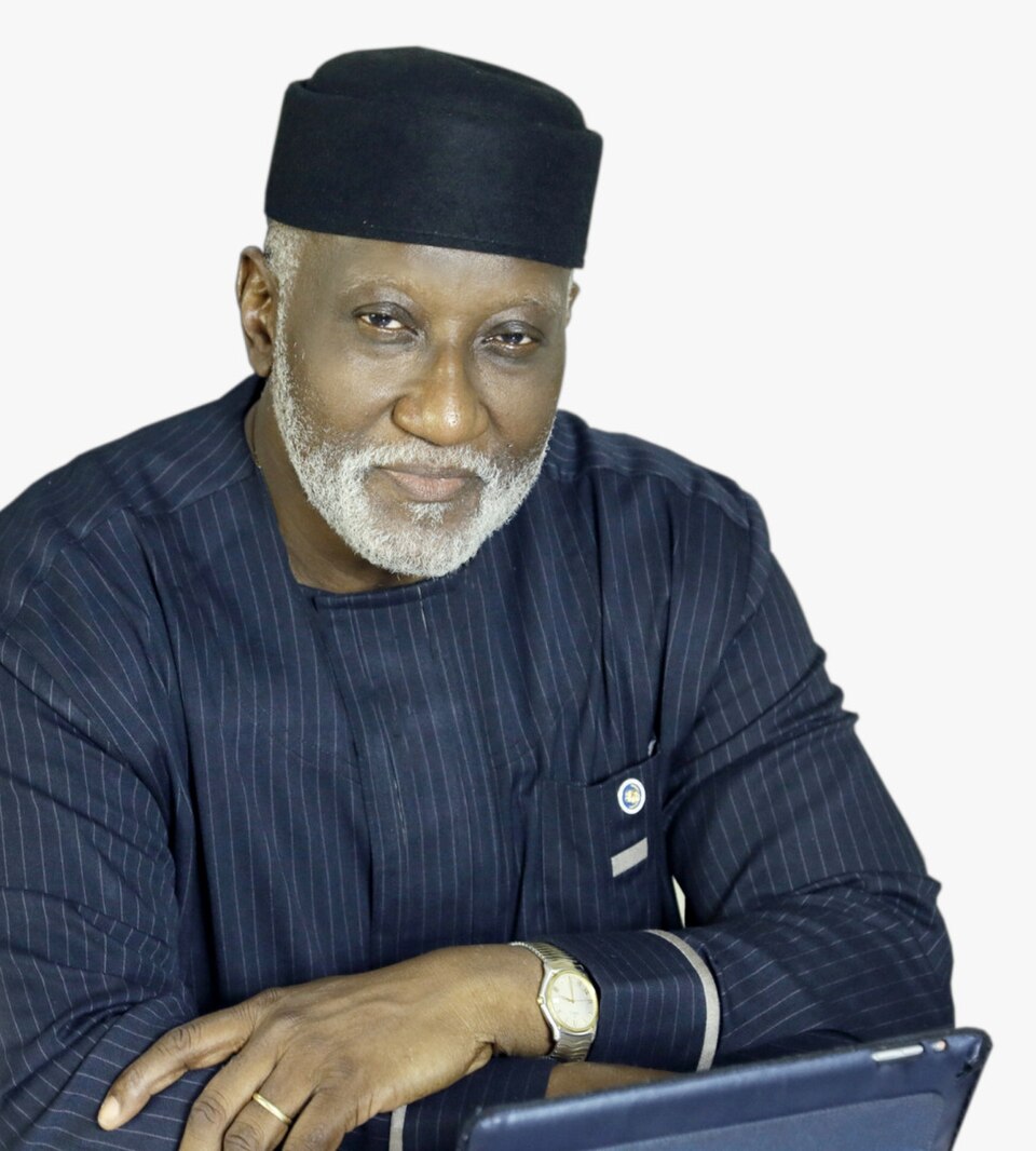 Oseloka Obaze