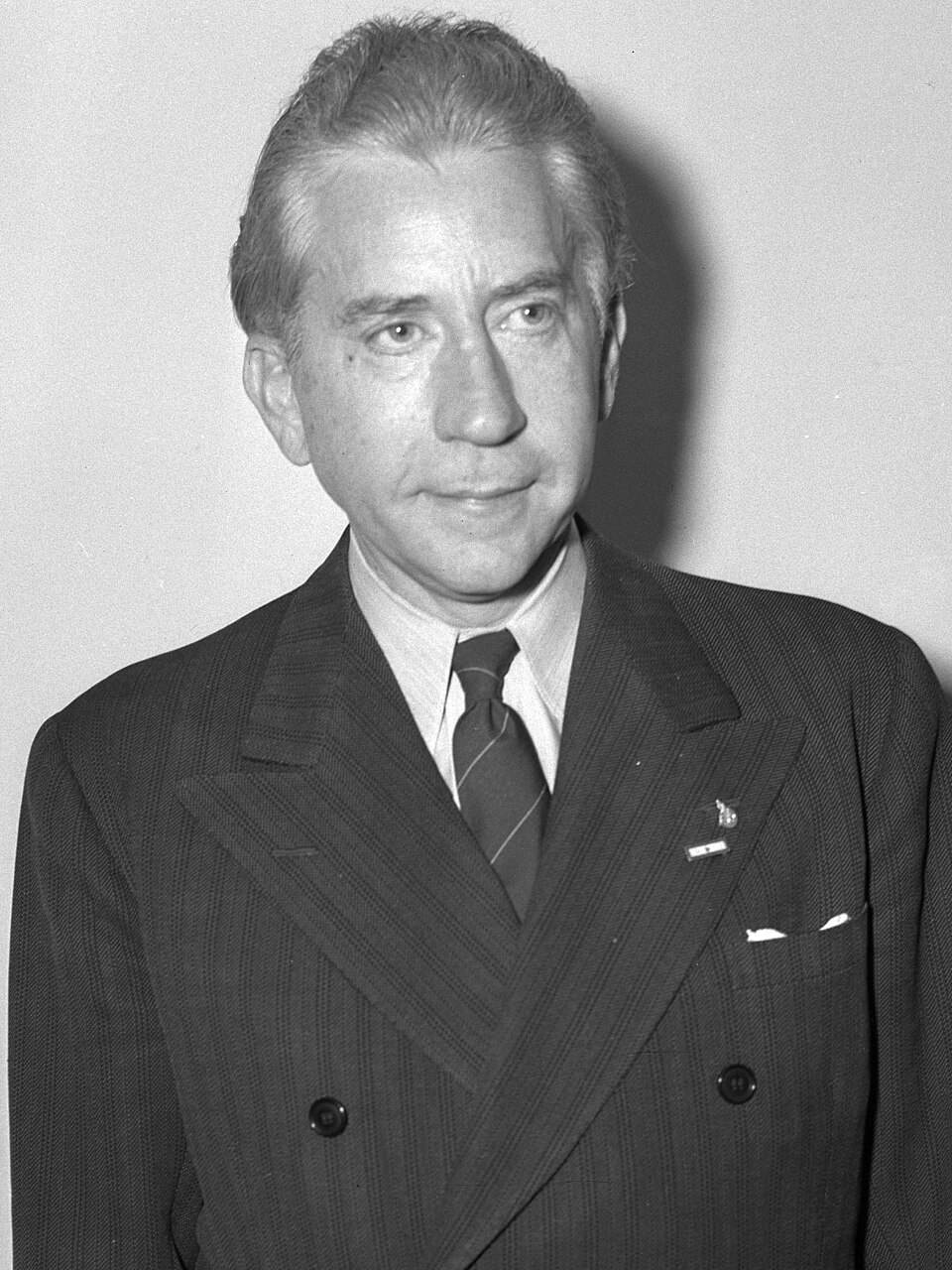 Paul J King