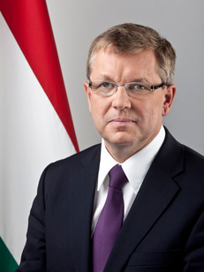 Péter Felcsuti