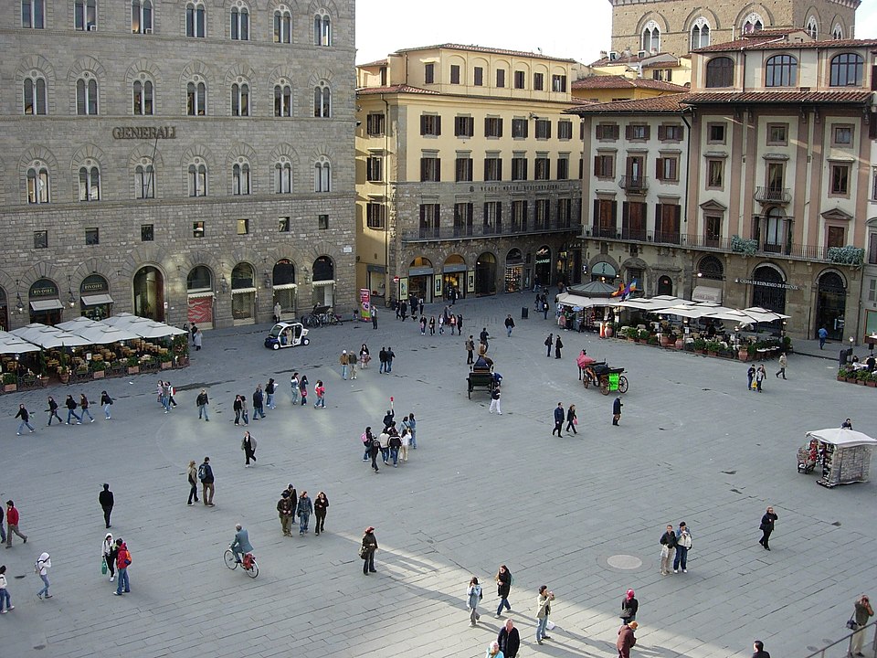 Plazas
