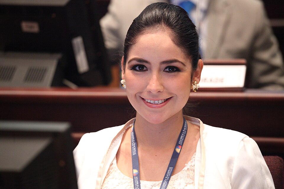 Priscila Robles
