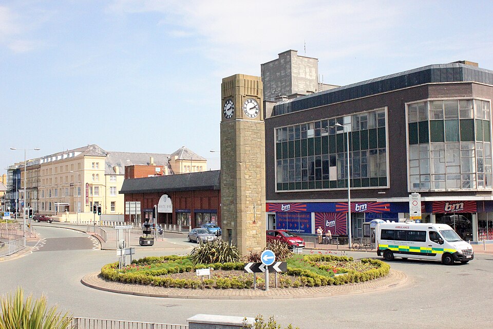 Rhyl Lewis