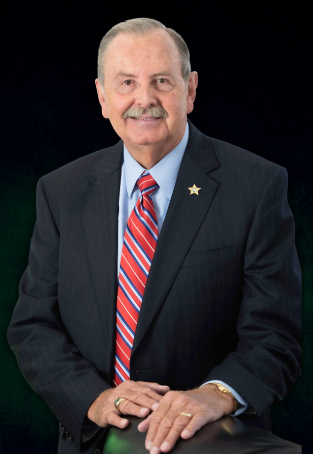 Ric L Bradshaw