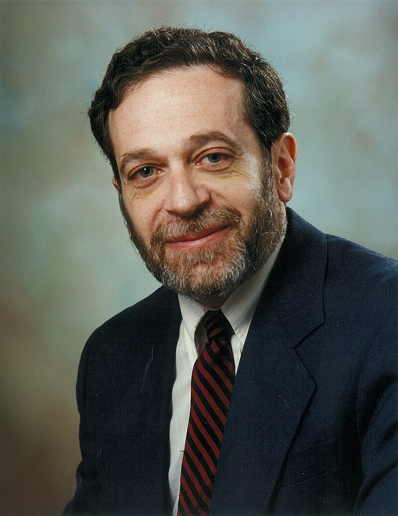 Róbert B.