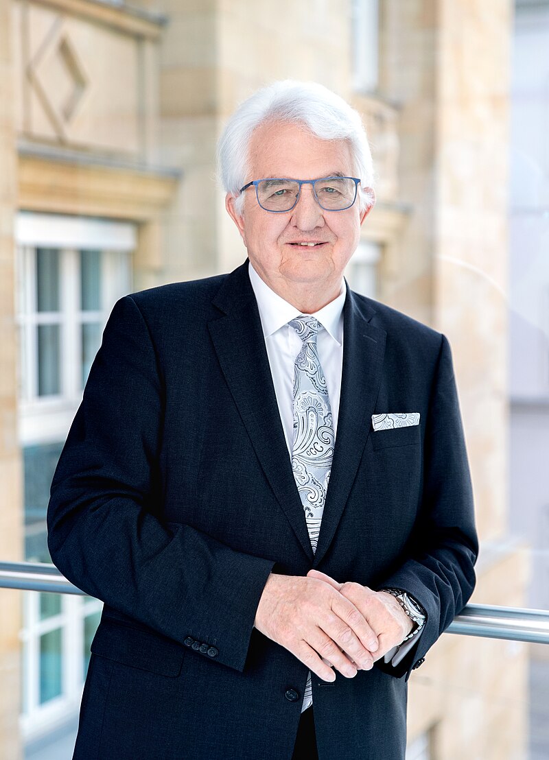 Robert Holzmann