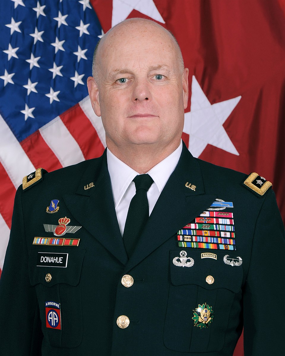 Robert J Donahue