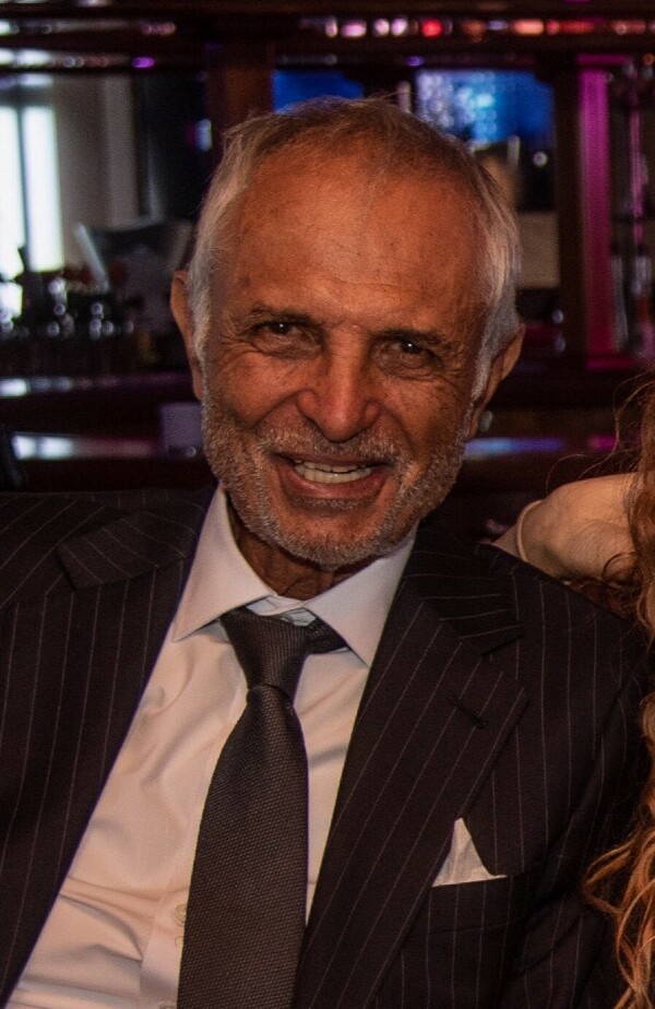 Robert Miano