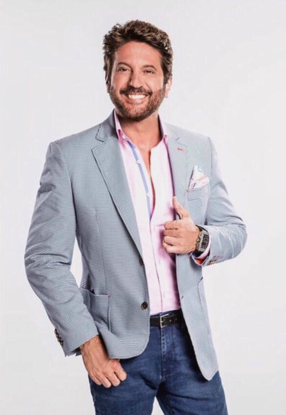 Roberto Larios