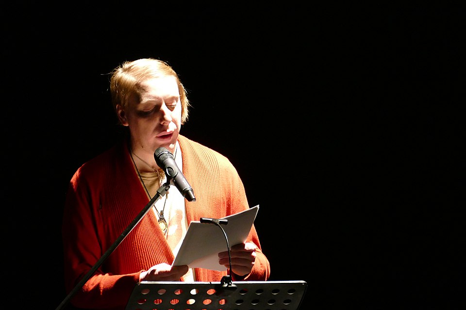 Robyn Carbery