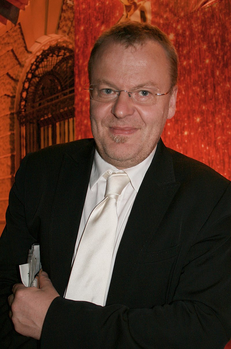 Rodrigo Eguino Fox