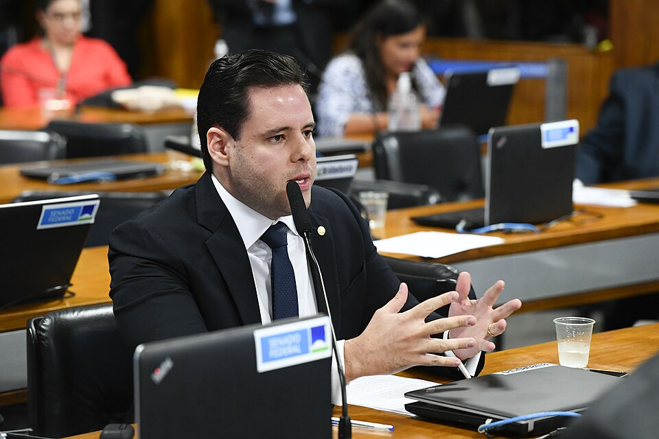 Rodrigo Valadares