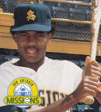 Rolando Bell