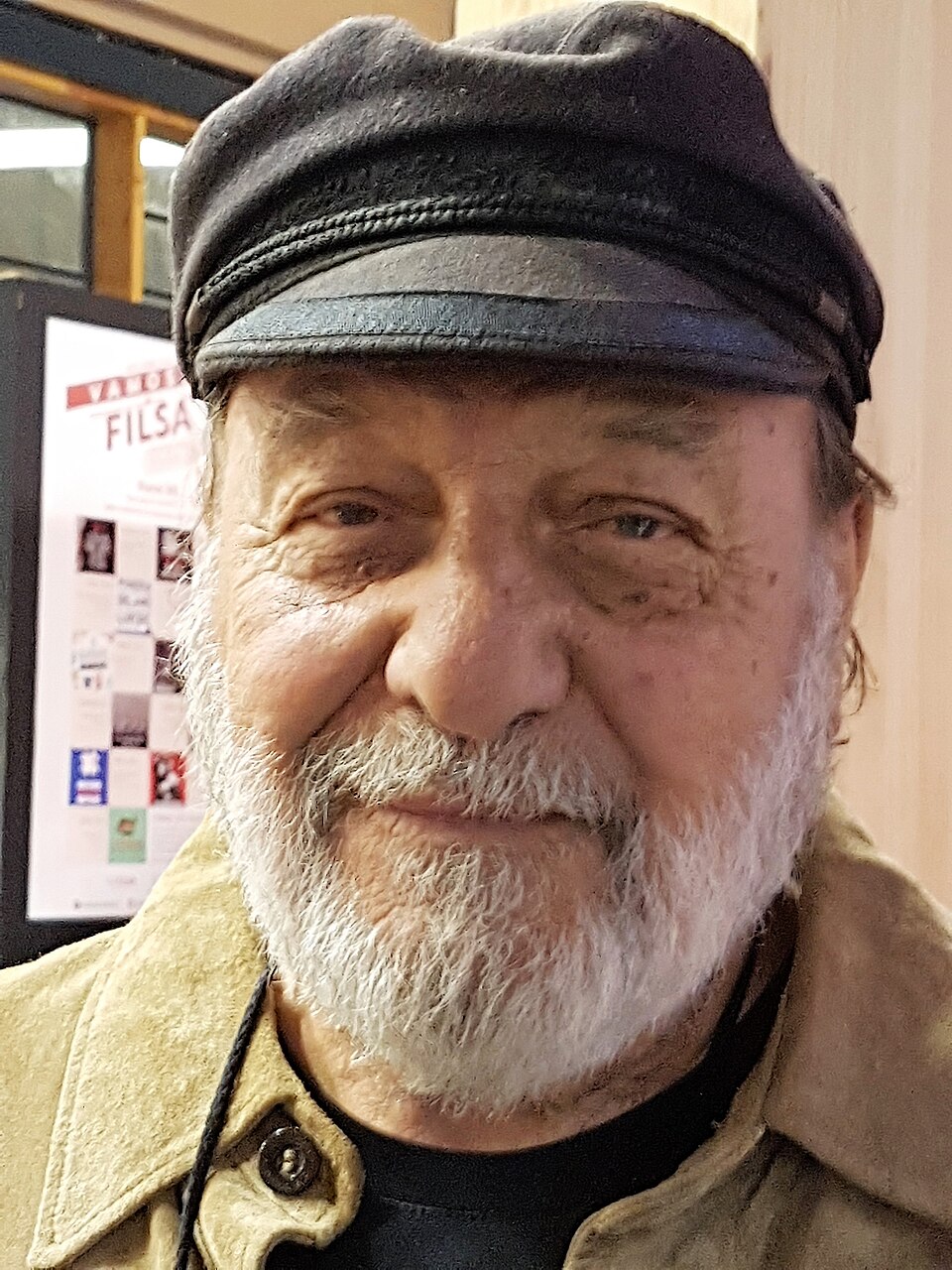 Rolando Gonzalez Patricio