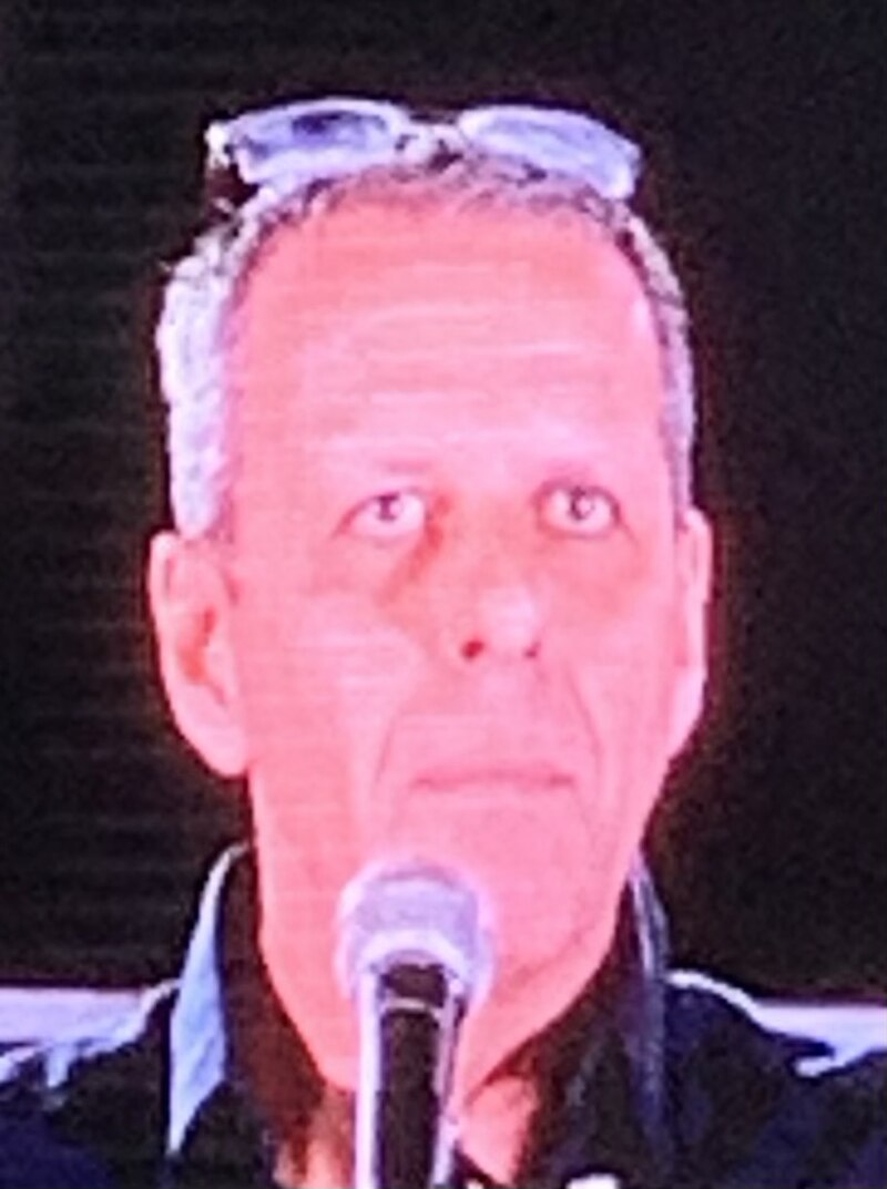 Ronen Tzur
