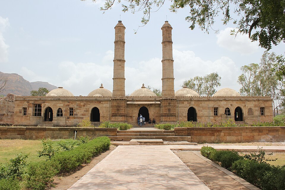Sahar Sakar