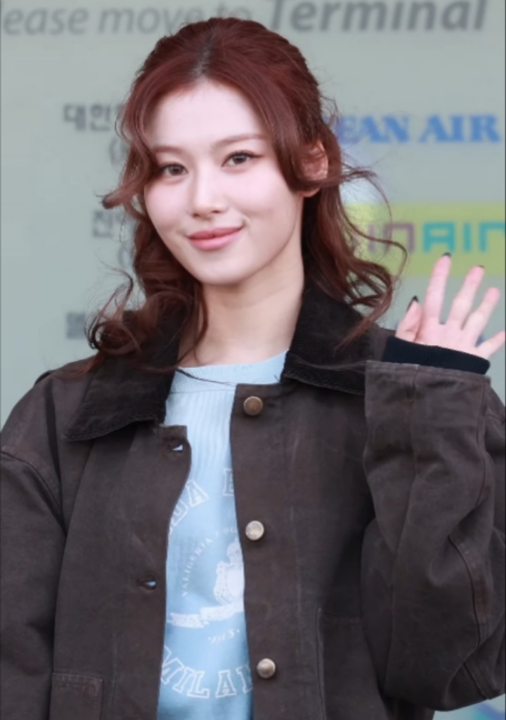 Sana Minatozaki