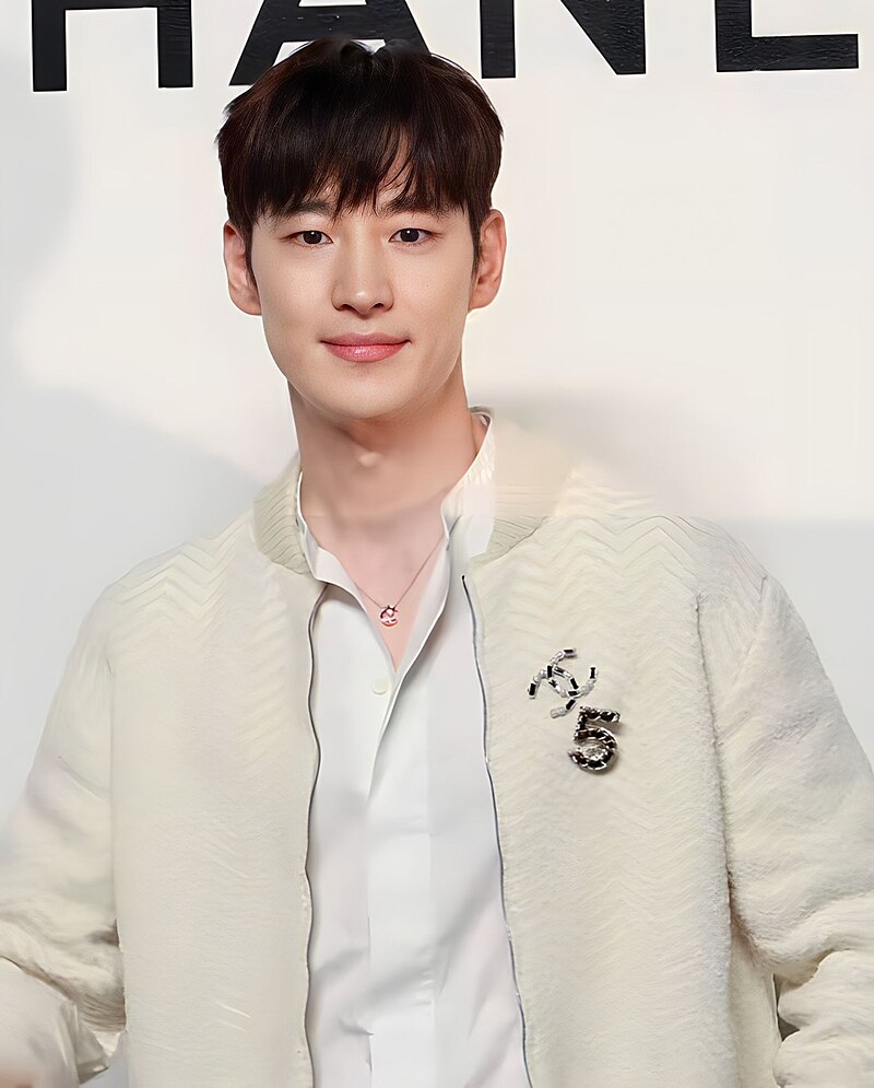 Sang Hoon Lee