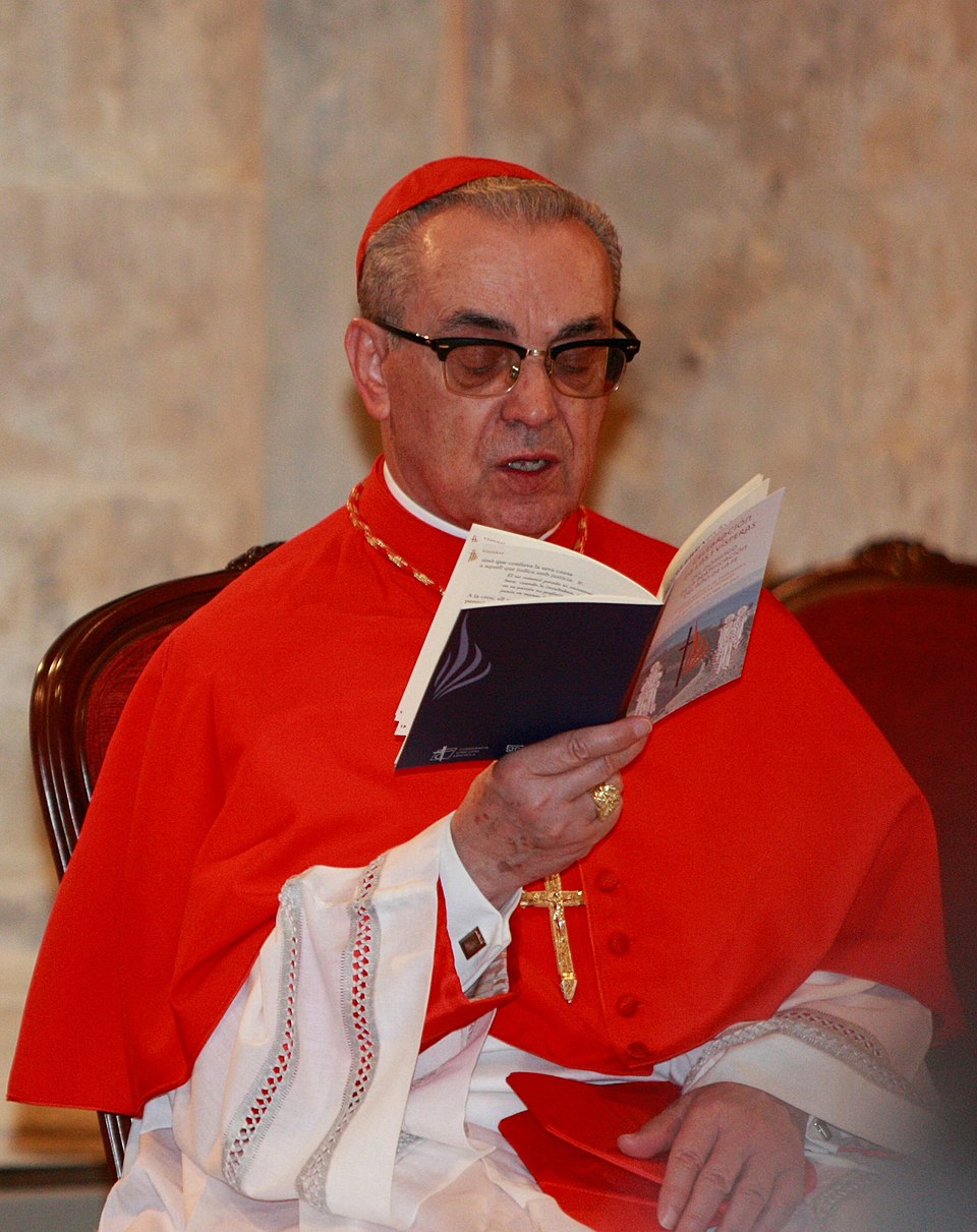 Santos Abril