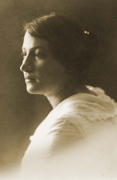 Sarah Aharonson