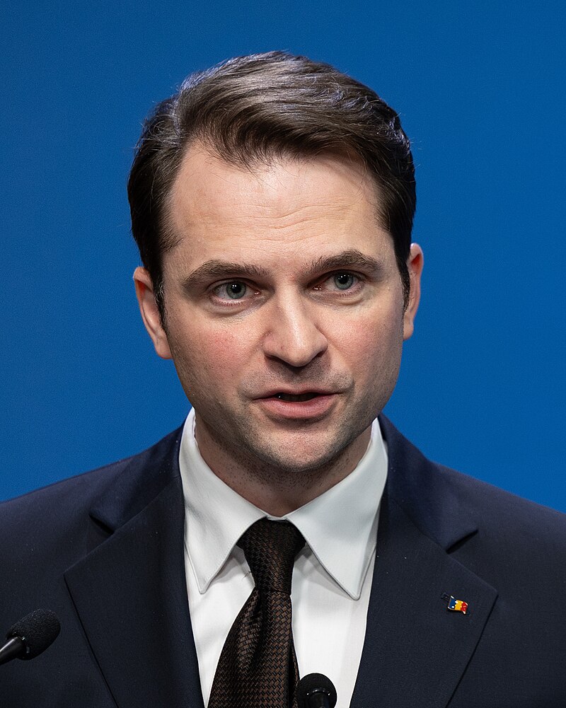 Sebastian Burduja