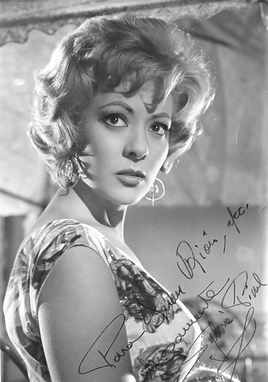 Silvia Caballero