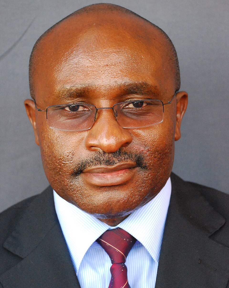 Simon Mulongo