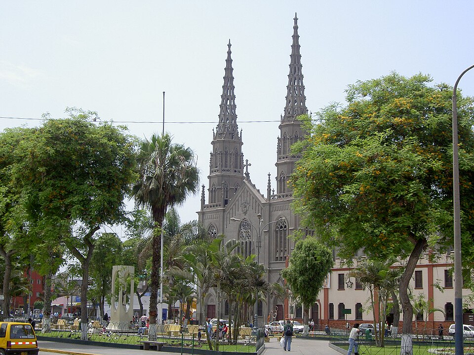 Sinesio López