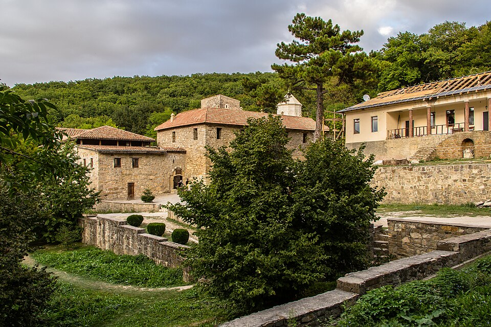 Staryi