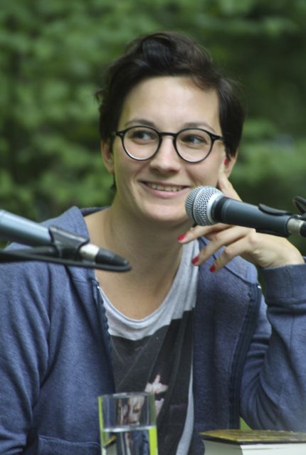 Stefanie De Velasco