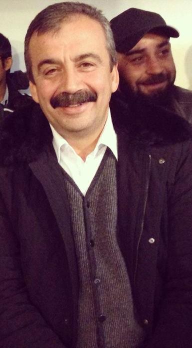 Süreyya Önder