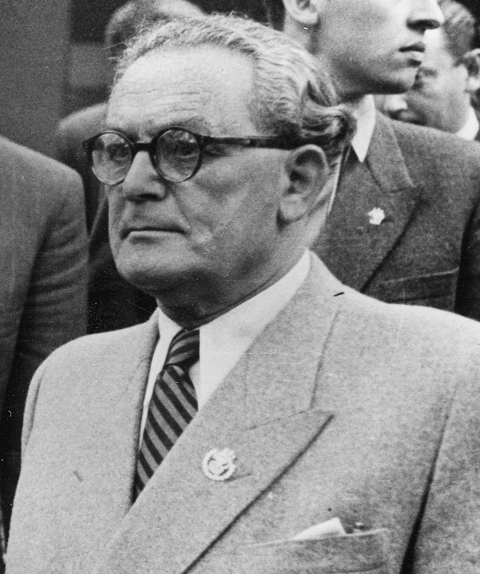 Szakasits Árpád