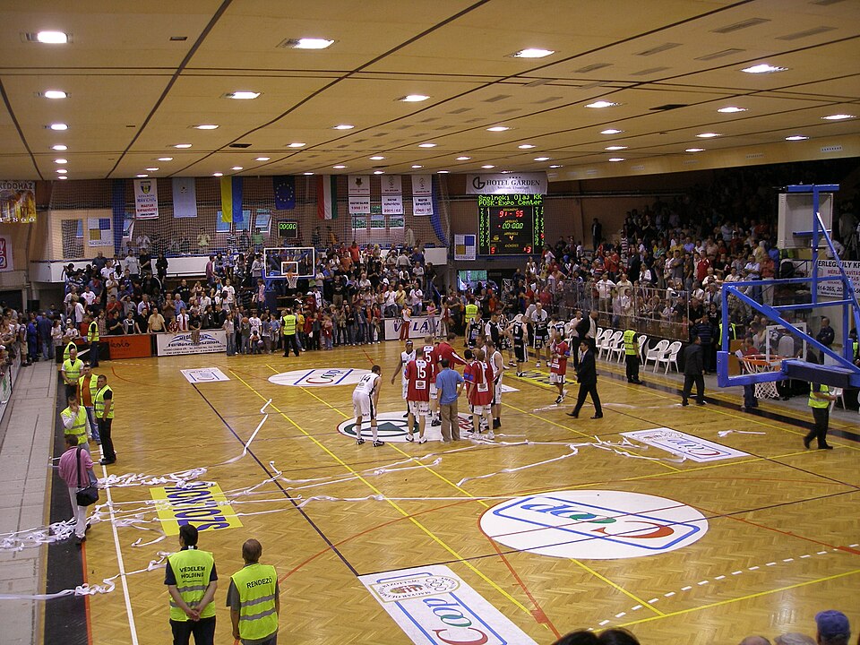 Szolnoki Péter