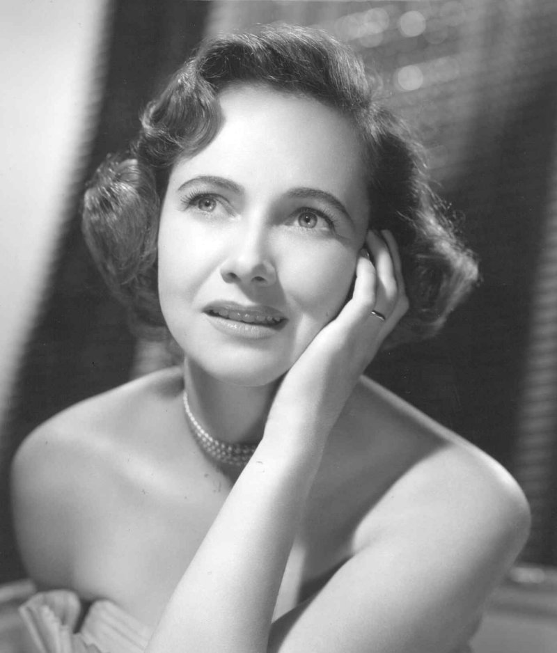 Theresa Wright