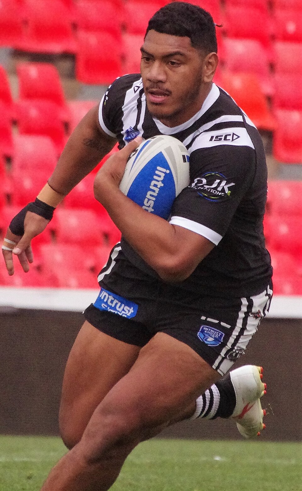 Tom Mikaele