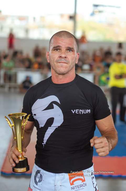Túlio Simões