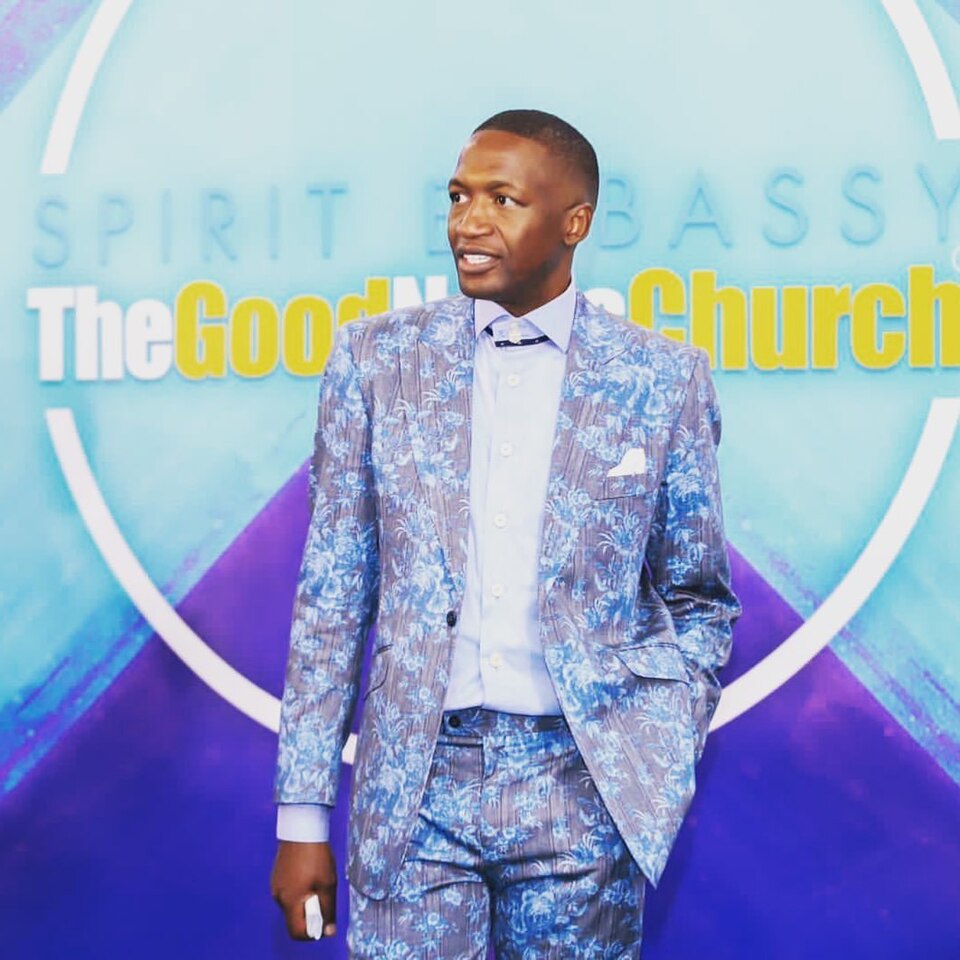 Uebert Angel