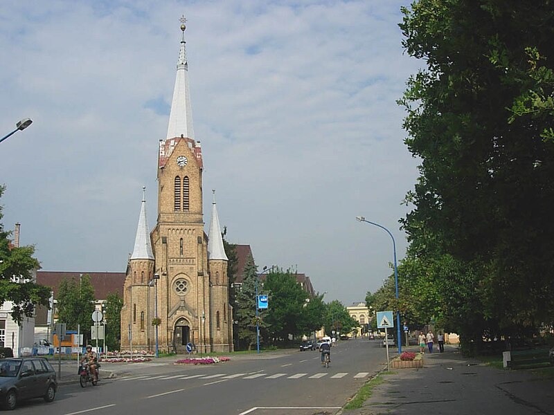 Ujréti László