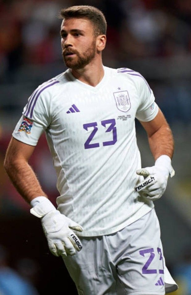 Unai Simón