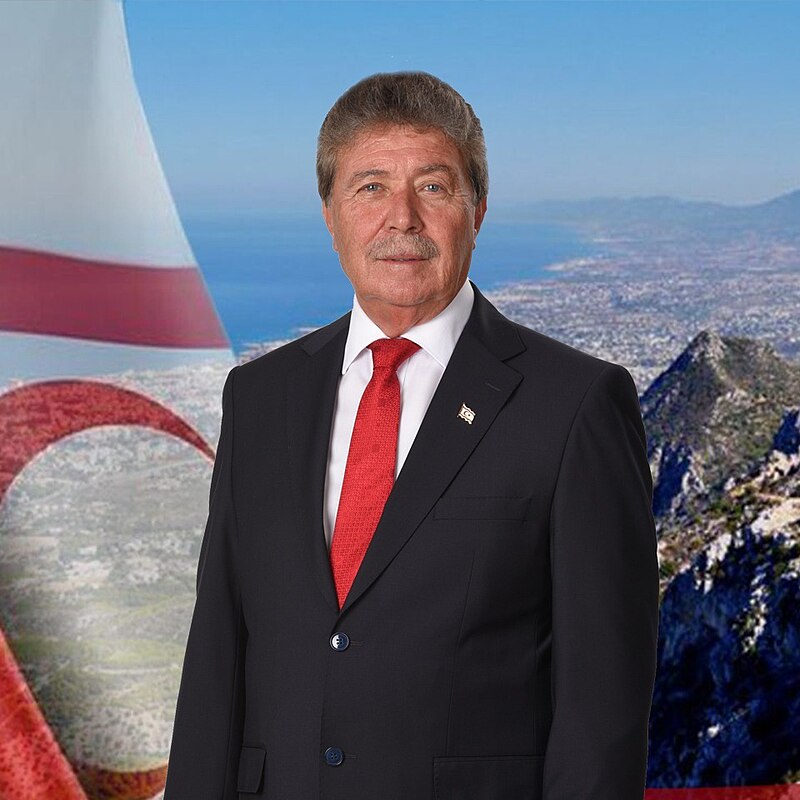 Ünal Uluçay