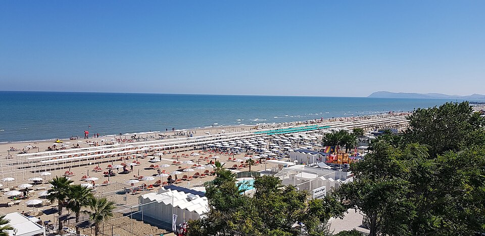 Unknown 44-year-old from Rimini