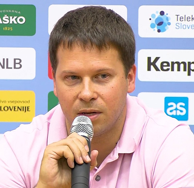 Uroš Bregar